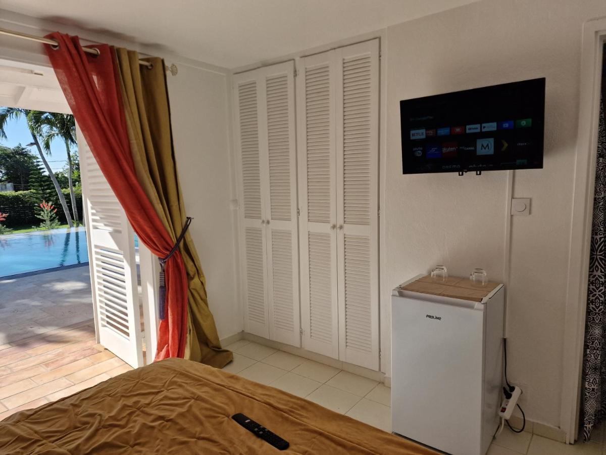 Appartements De Luxe . Propriete De Luxe Baie-Mahault Extérieur photo